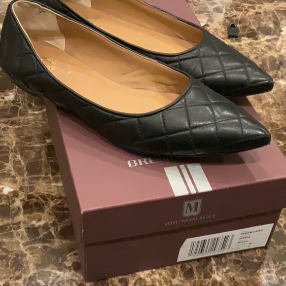 BRUNO MAGLI FLATS IN SIZE 39 - Picture 4 of 7